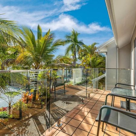 Pelican Beach Resort Noosaville Bagian luar foto