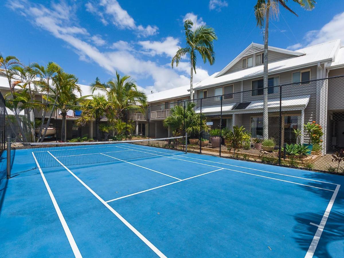 Pelican Beach Resort Noosaville Bagian luar foto