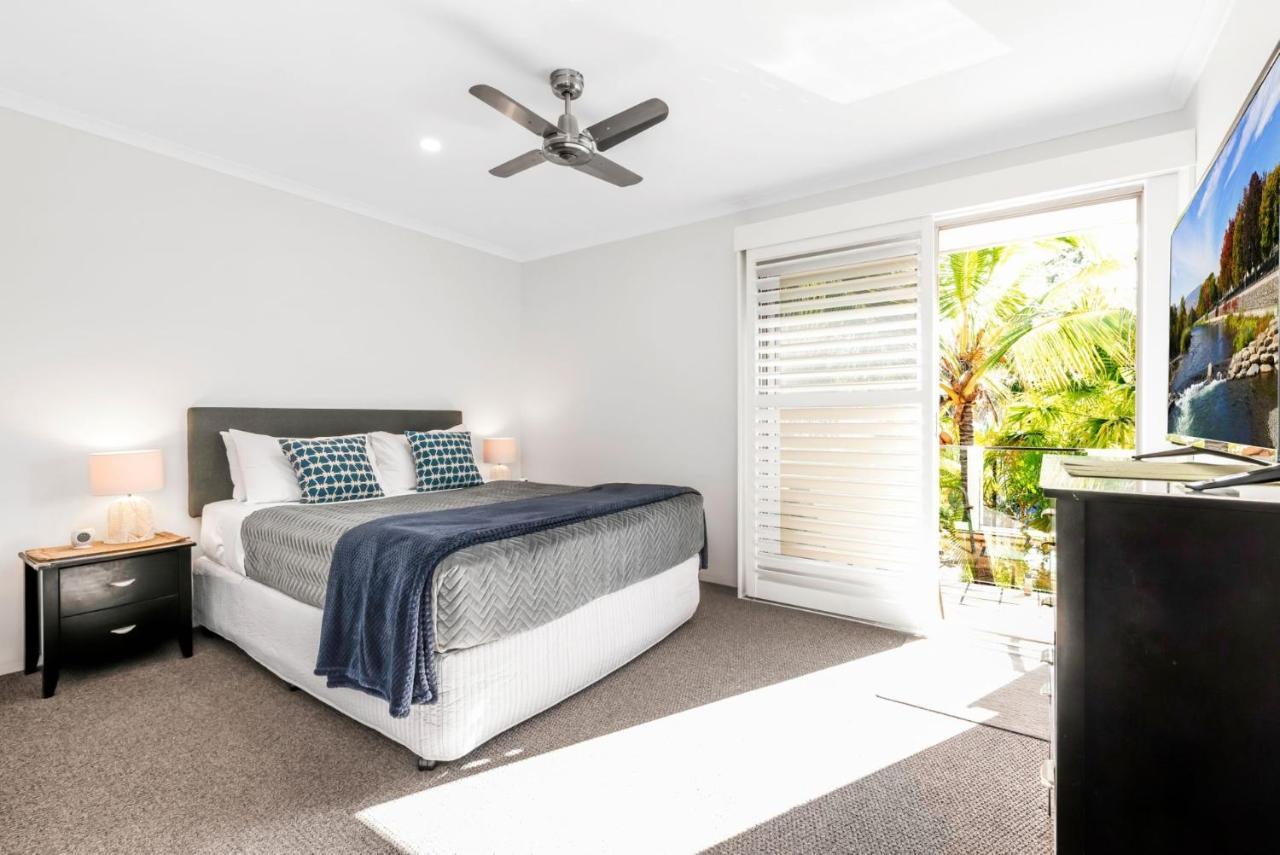 Pelican Beach Resort Noosaville Bagian luar foto